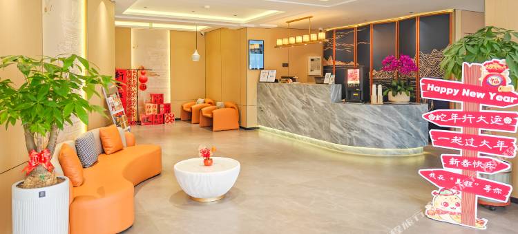 美程酒店(大连星海广场台山街店)图片