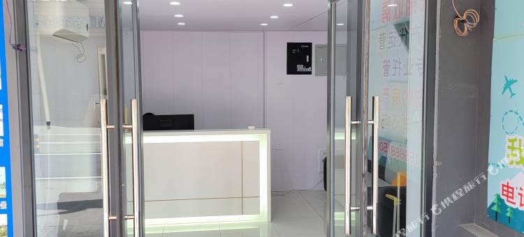 逸海酒店(大连威尼斯水城港东五街店)图片
