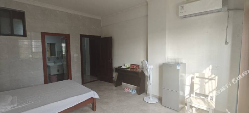 站前公寓(兴国站前路店)图片