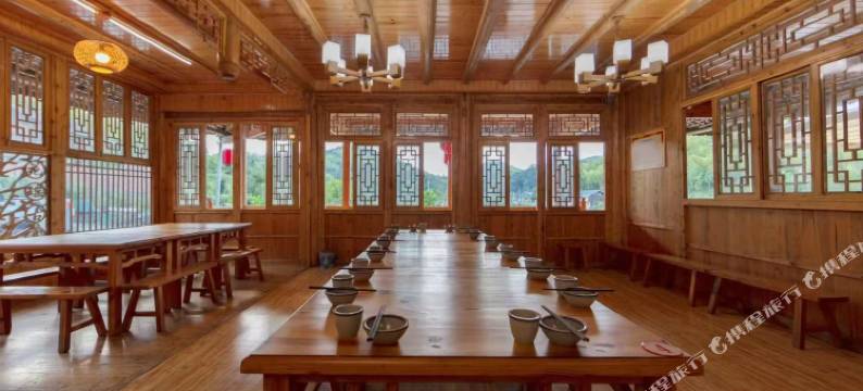 花瑶古寨假日山庄图片