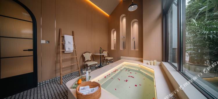 弥勒舍得私汤酒店图片