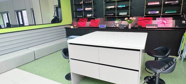 R电竞酒店(天津团泊大学城店)图片