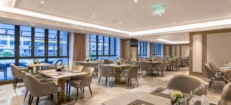 维也纳国际酒店(佛山绿岛广场绿岛湖地铁站店)图片