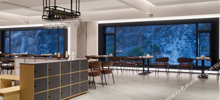 圣洁豪庭假日酒店(稻城亚丁景区店)图片