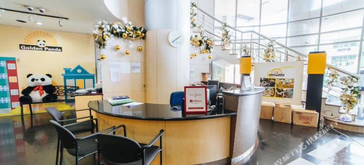 红多兹Plus酒店@巴纳韦罗德里古兹角东(RedDoorz Plus @ E Rodriguez Corner Banawe)图片