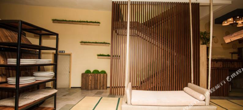 满洲里多利斯艺术酒店图片