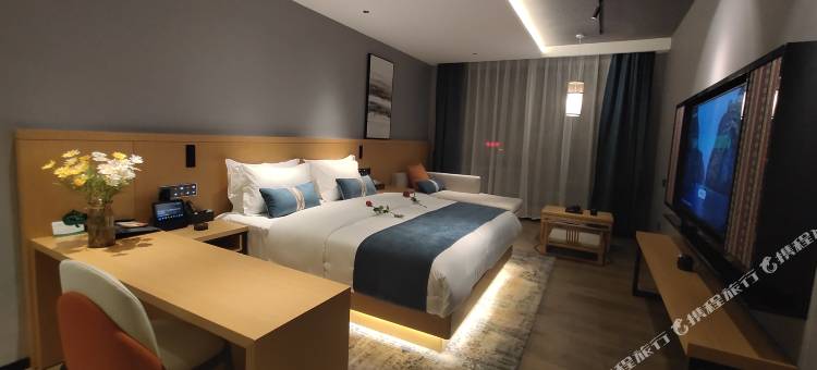 石屏缘和假日酒店(石屏古城店)图片