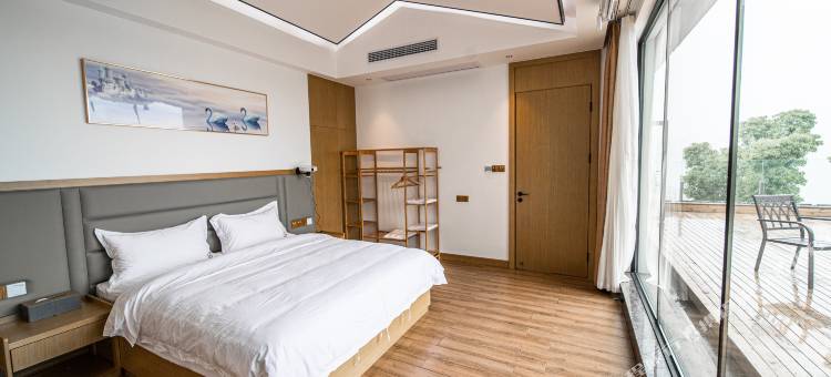 岳阳竹影·山居民宿(洞庭中华大熊猫苑店)图片