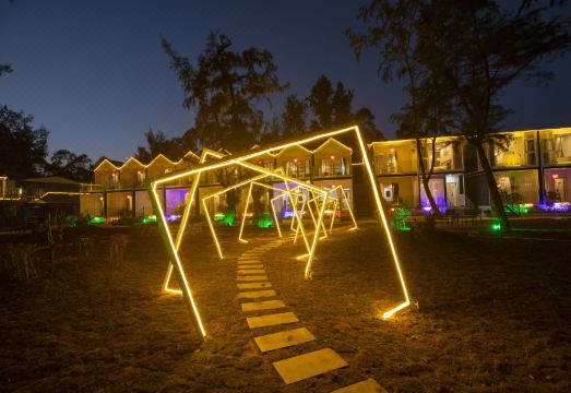 Dongxing Guanhaiyuan InnHotel Overview