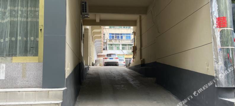 佛坪步步高酒店图片