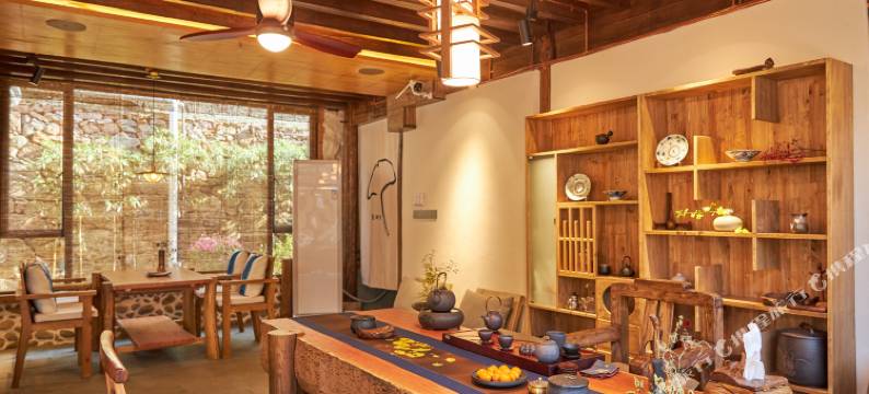 临海杏树里民宿图片