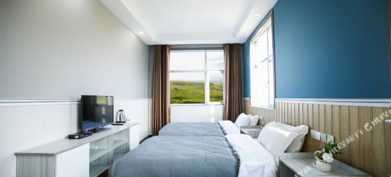 青海湖南山南望湖酒店图片