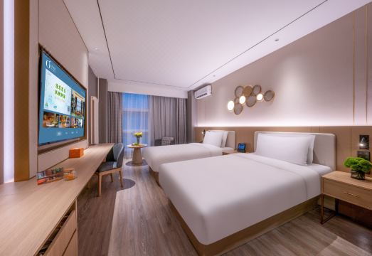 Orange Hotel (Tianjin Wudao Xiawafang Branch)Hotel Overview