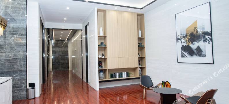 鸥鱼未来酒店(驻马店高铁站店)图片