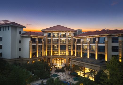 峨眉山橘子树汤泉酒店（马路桥美食街店）外景图