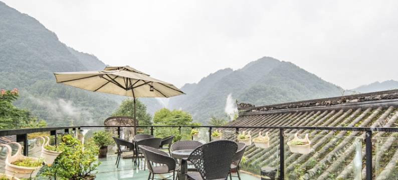 知宿说·私汤温泉民宿(都江堰青城后山景区泰安古镇店)图片