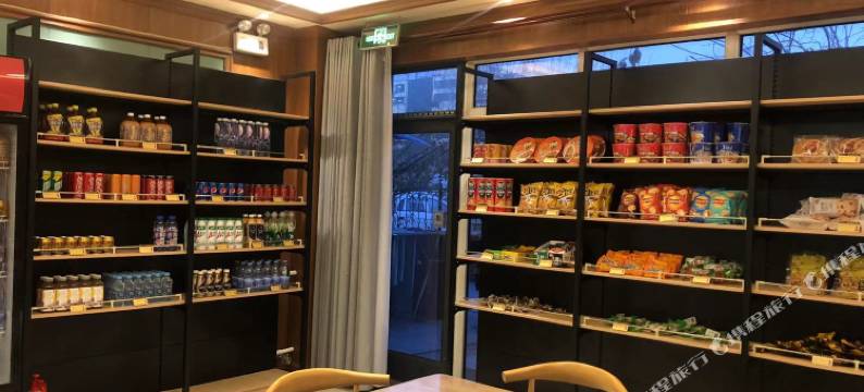 顶翎电竞酒店(东营职业学院店)图片