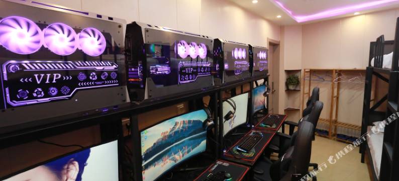 泓瑞电竞酒店(于洪广场地铁站店)图片