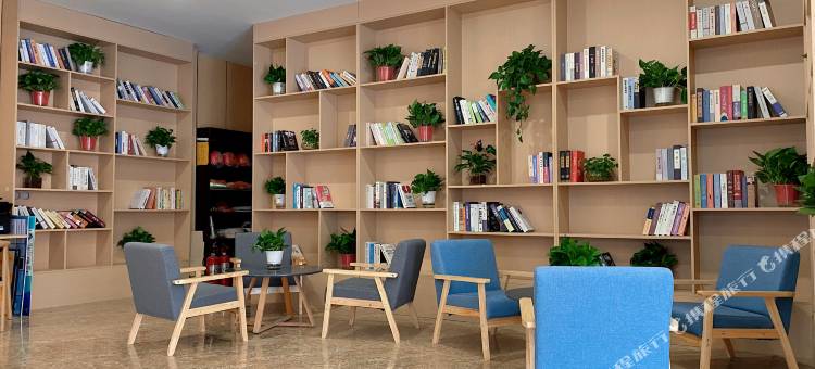 星洛客巨幕影院酒店(衢州国金中心水亭门店)图片