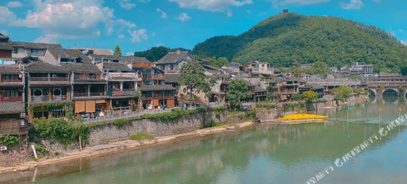 凤凰我行其野长志江景客栈图片