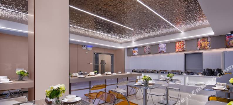 星空花园酒店(武汉冰雪中心国际博览中心店)图片