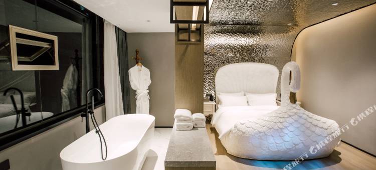 吉首晓天鹅主题酒店图片