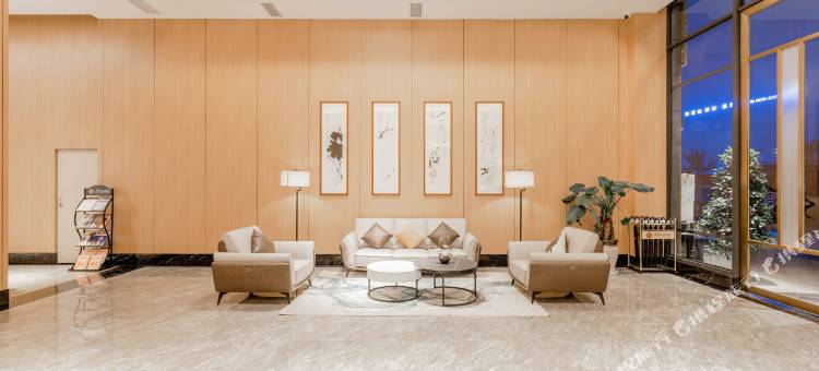 四月天欢朋酒店(遂宁物流港健坤城店)图片