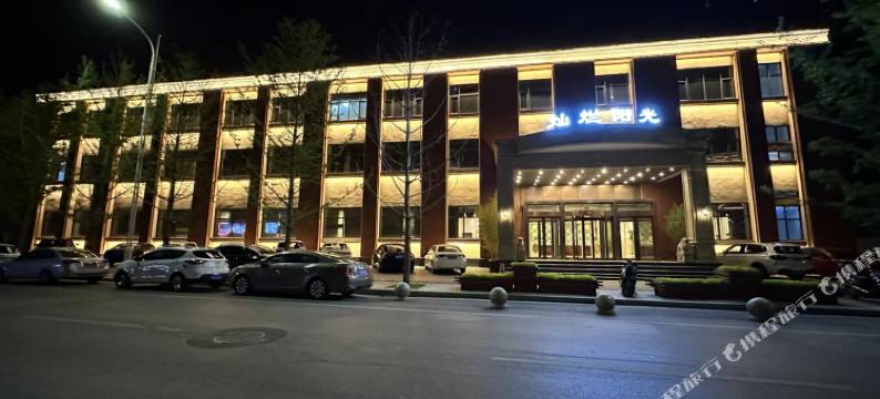 郑州灿烂阳光酒店(花园路正弘城店)图片