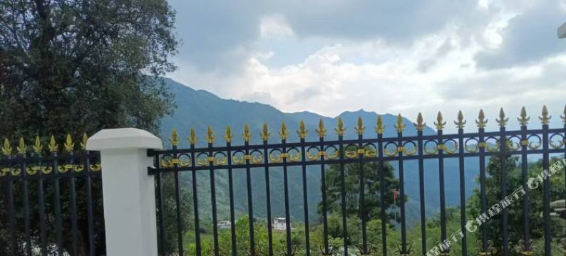 华尖山神树阁民宿图片