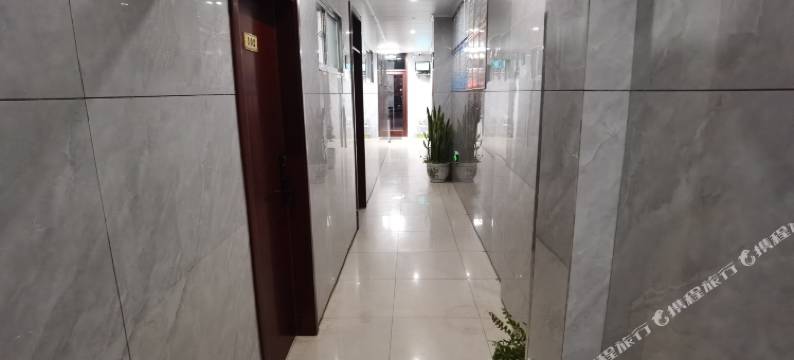 多伦福兴旅馆(会盟大街店)图片