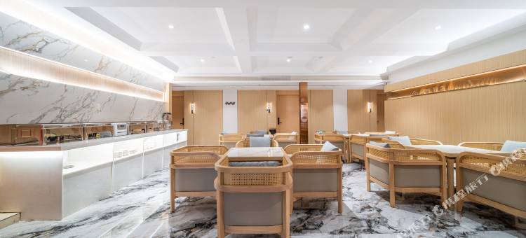 云季湖畔酒店(菁蓉湖科幻馆店)图片