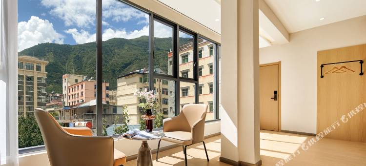 金川雅洁宾馆(金川县农村客运始发站店)图片