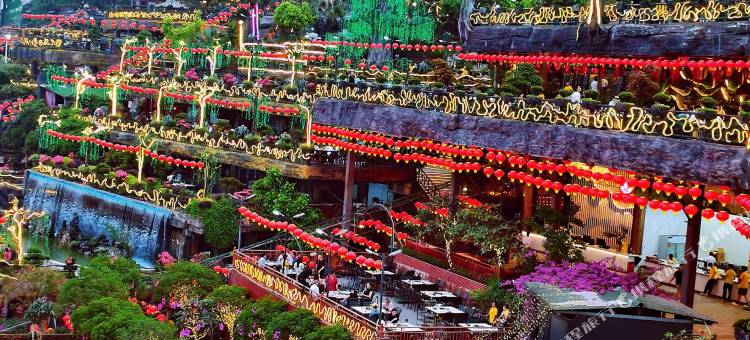 宜尚PLUS酒店(重庆南岸区工商大学轻轨站店)图片