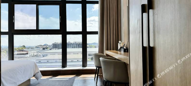 滨江·林舍(乐山高新区店)图片