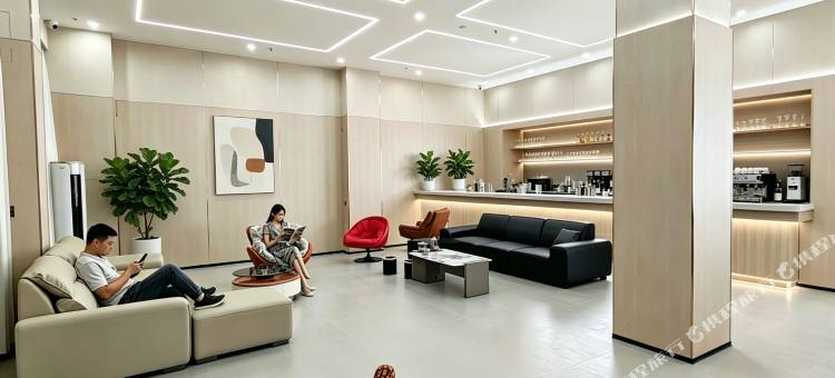 C潮酒店(南康家具城店)图片