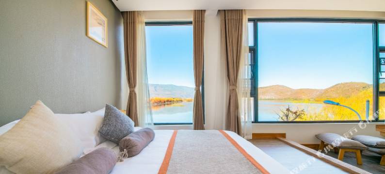 洱源静墨碧湖酒店图片