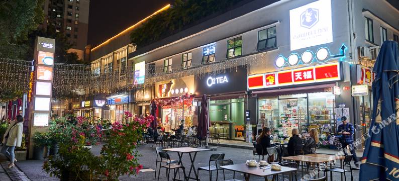 铂卡伦国际公寓(广州燕岗地铁站店)图片