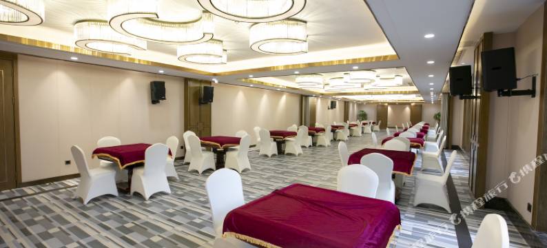 重庆禧满鸿福酒店(蔡家地铁站店)图片