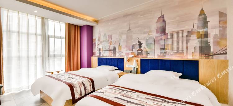 都匀柏尔梦主题酒店(文峰公园店)图片