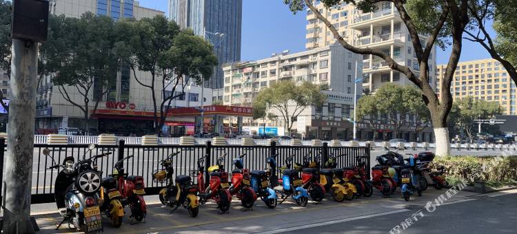 季纷·清尘酒店(金华世贸城市广场店)图片