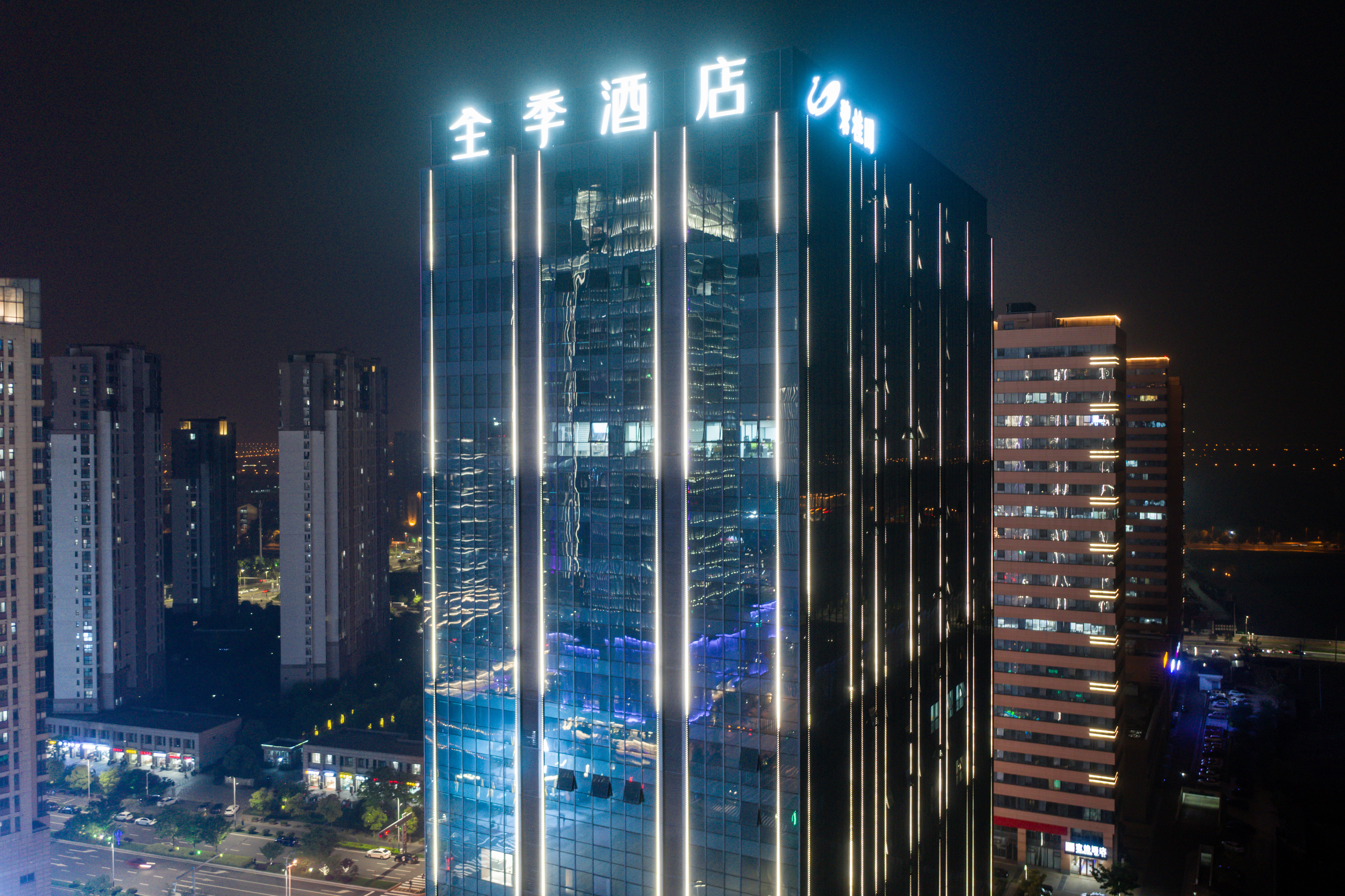 JI Hotel (Suzhou High-speed Rail North Station Subway Station)Over view