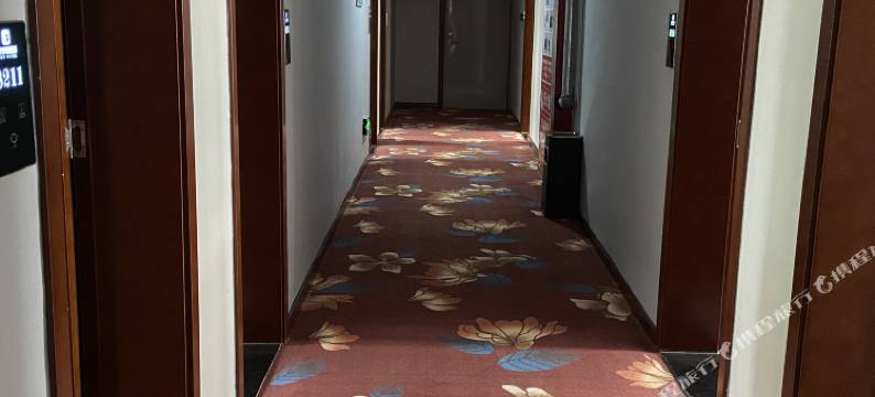 佛坪步步高酒店图片