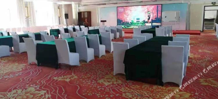 维也纳国际酒店(赤峰高铁站店)图片