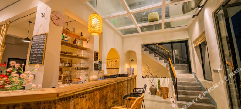 东江湖左岸民宿(黄草镇金牛岛店)图片