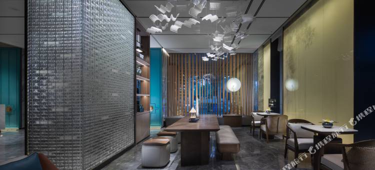 阜阳云泊漫居酒店(高铁西站师范学院店)图片