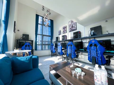 熊猫电竞公寓(顺德欢乐海岸plus保利中悦广场店)