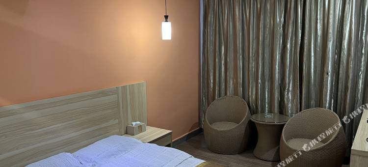 七橙酒店(深圳沙井地铁站)图片