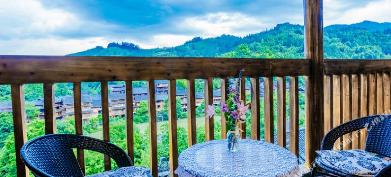 伴山五月花客栈(肇兴侗寨店)图片