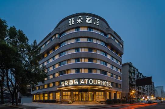 杭州西湖湖滨中山北路亚朵酒店