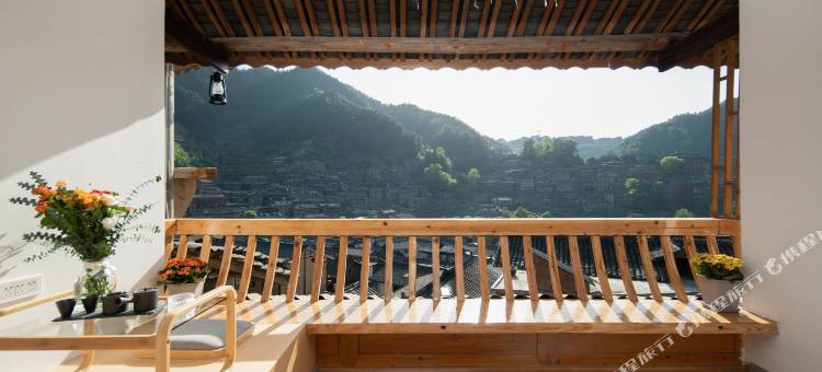 西江野肆如烟·全景美宿图片